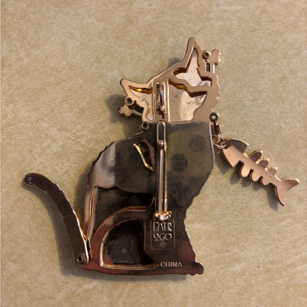 Lunch At The Ritz 2 GO Cat Pin And Bracelet With Original Box And Papers - Picture 4 of 10